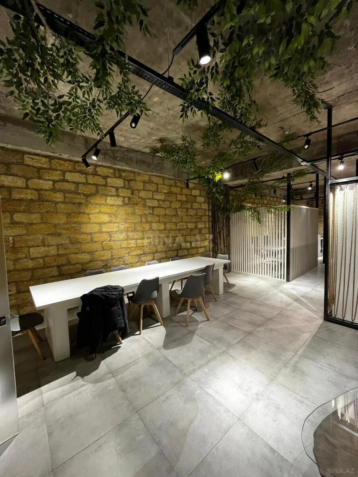 Kirayə verilir 3 otaqlı ofis 125 m²