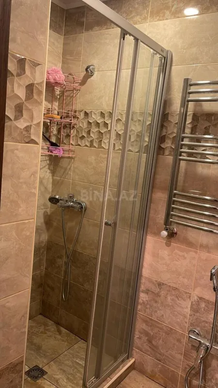 Kirayə verilir 2 otaqlı mənzil 45 m²