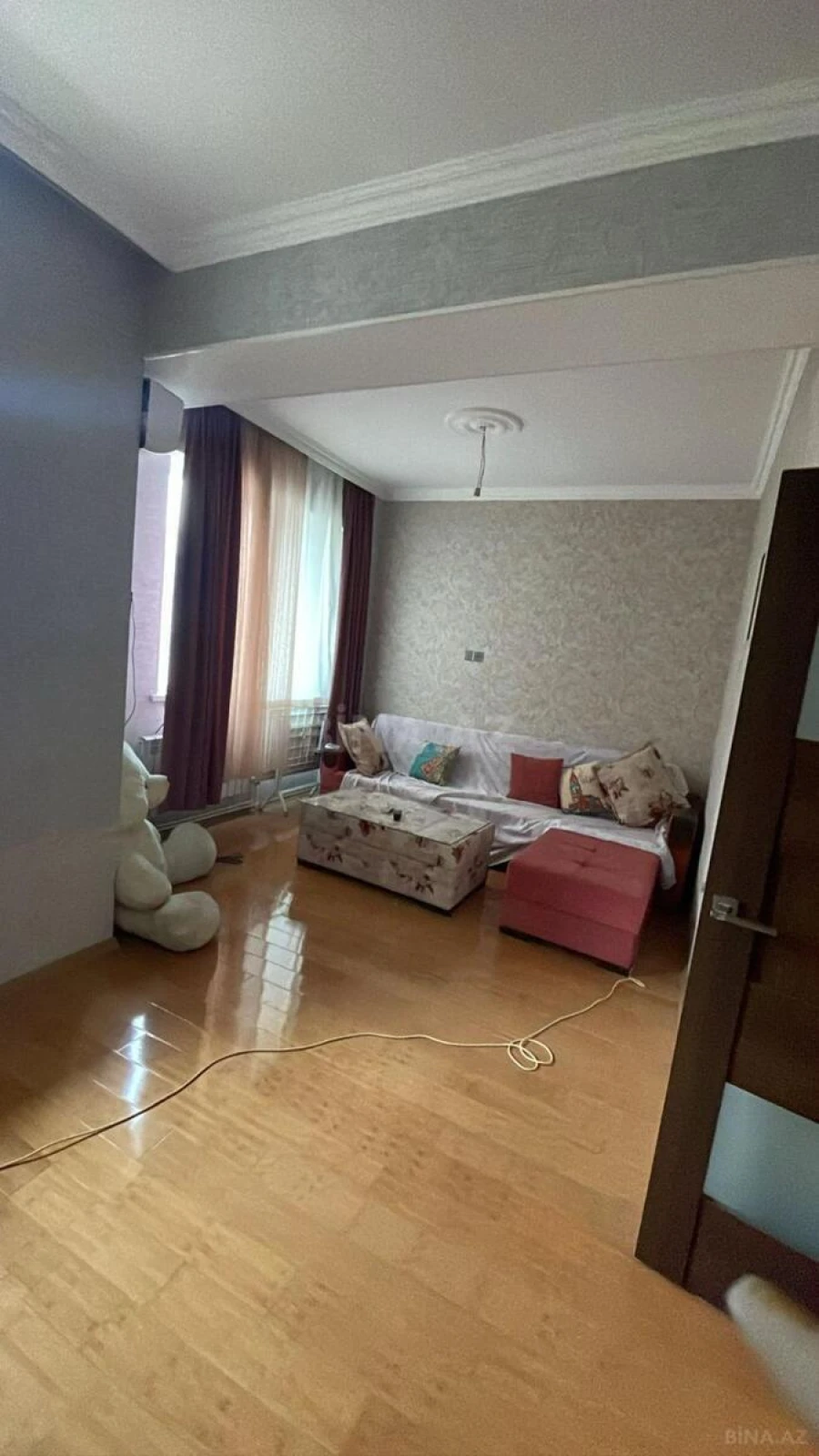 Kirayə verilir 2 otaqlı mənzil 45 m²
