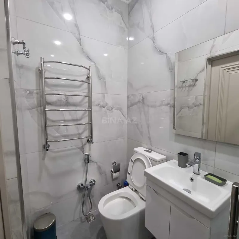 Kirayə verilir 3 otaqlı mənzil 130 m²