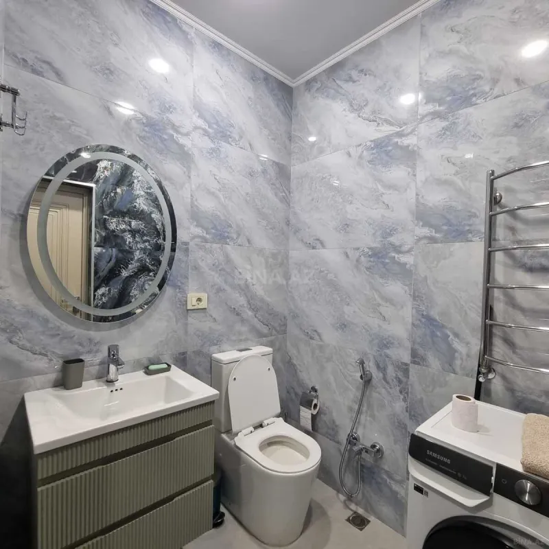 Kirayə verilir 3 otaqlı mənzil 130 m²