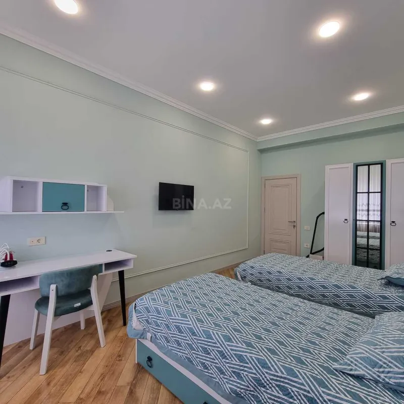 Kirayə verilir 3 otaqlı mənzil 130 m²