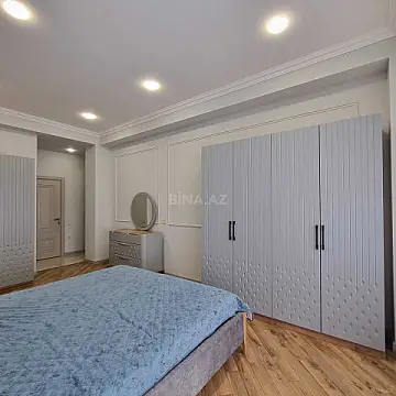 Kirayə verilir 3 otaqlı mənzil 130 m²