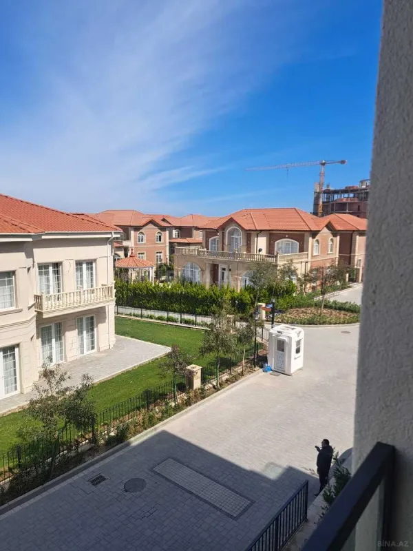 Satılır 2 otaqlı mənzil 86 m²