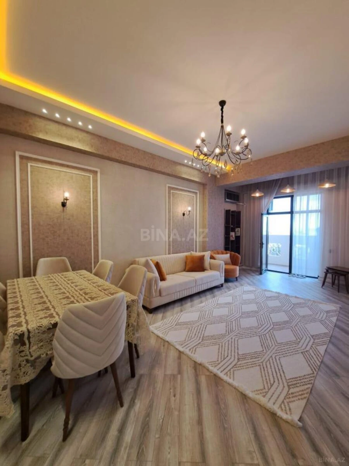 Kirayə verilir 2 otaqlı mənzil 85 m²