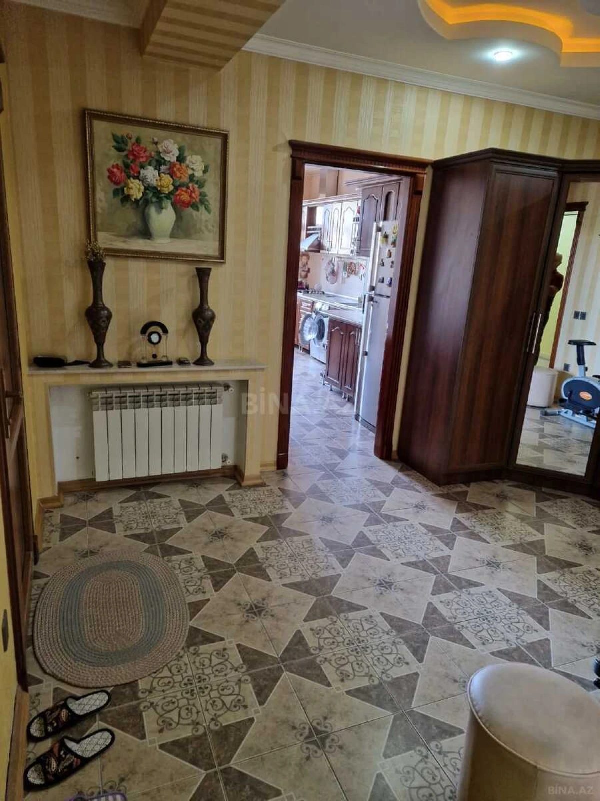 Satılır 3 otaqlı mənzil 135 m²