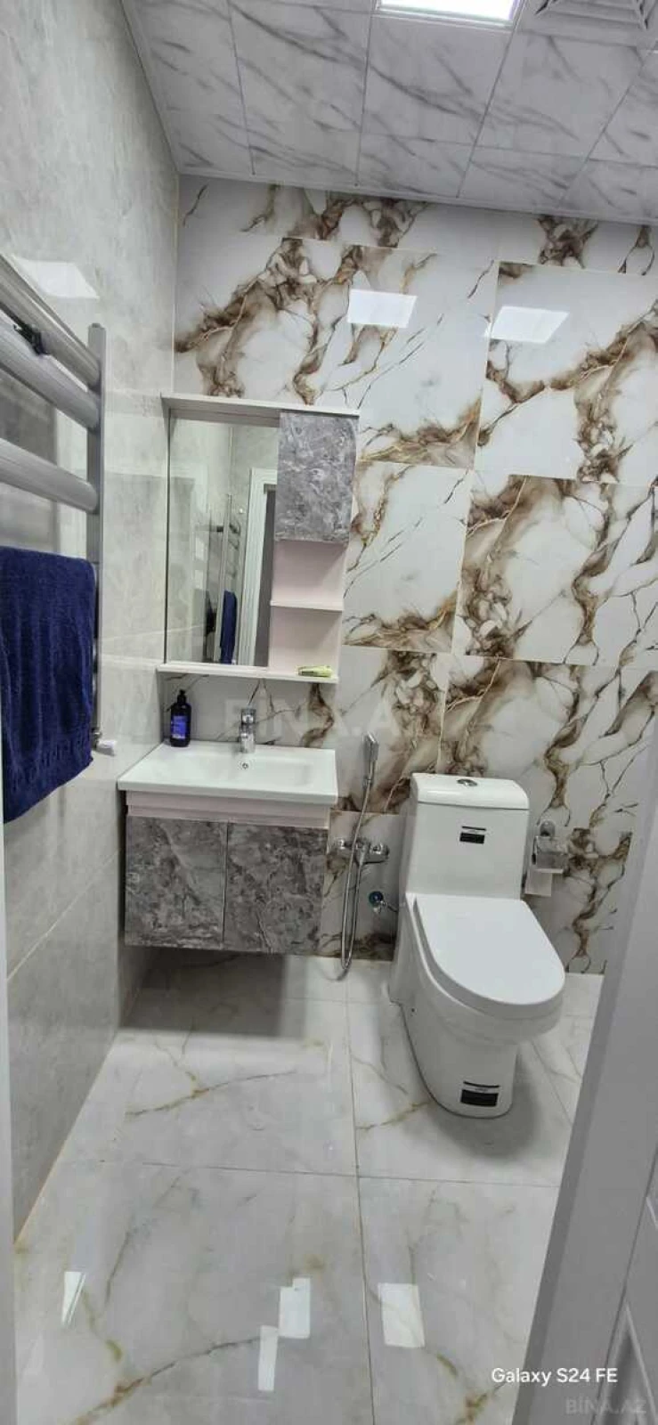 Kirayə verilir 2 otaqlı mənzil 65 m²