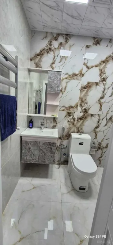 Kirayə verilir 2 otaqlı mənzil 65 m²