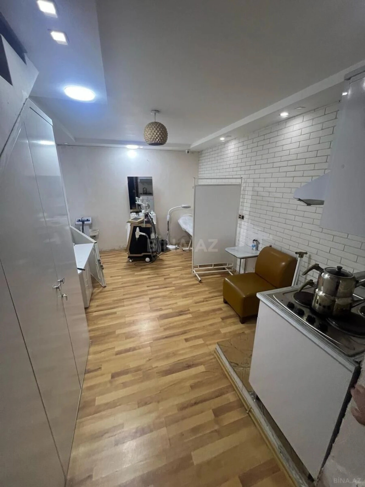 Satılır obyekt 65 m²