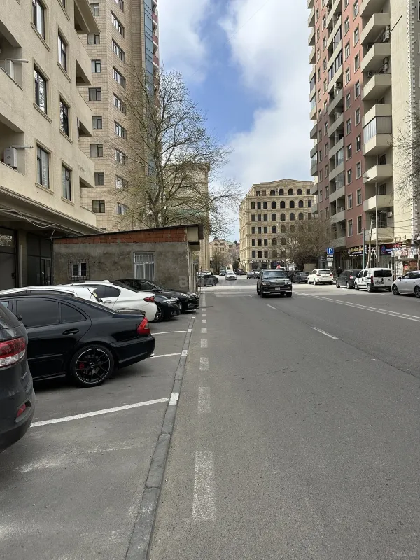 Kirayə verilir obyekt 135 m²