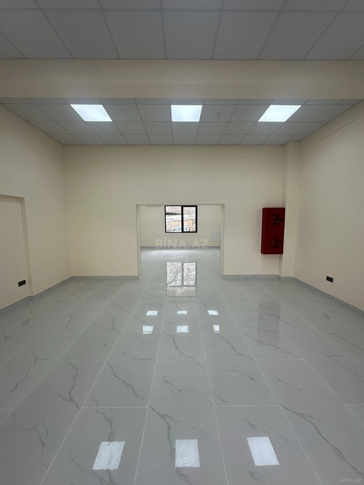 Kirayə verilir obyekt 135 m²