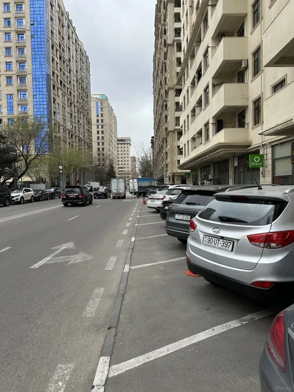 Kirayə verilir obyekt 135 m²