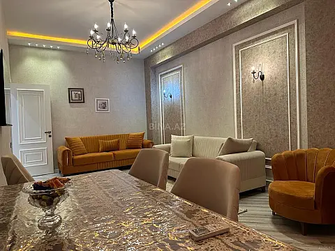 Kirayə verilir 2 otaqlı mənzil 80 m²