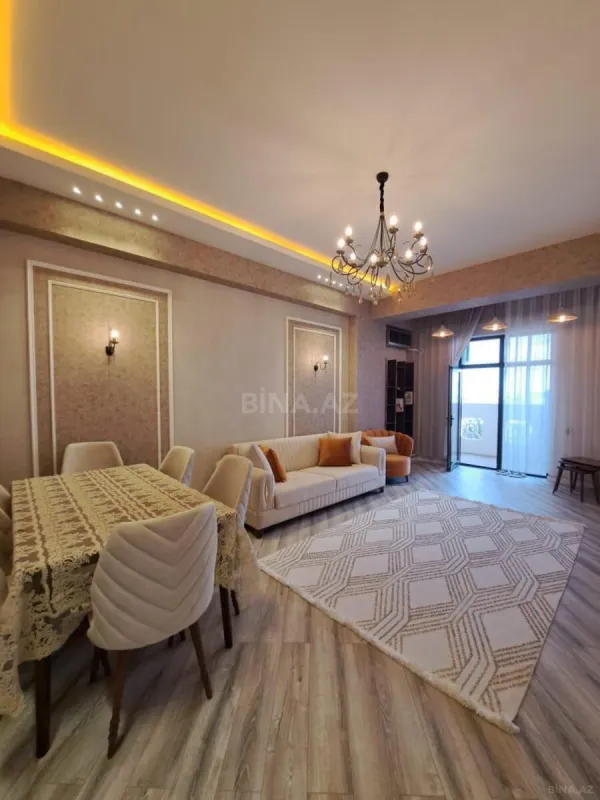 Kirayə verilir 2 otaqlı mənzil 80 m²