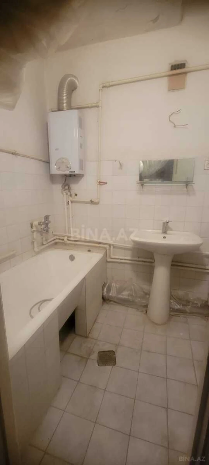 Satılır 2 otaqlı mənzil 60 m²