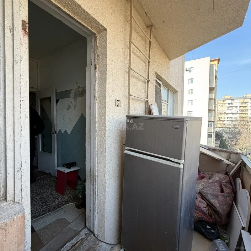 Satılır 1 otaqlı mənzil 40 m²