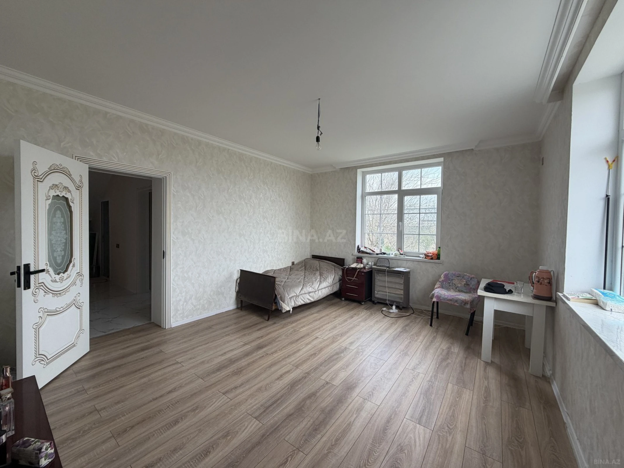 Satılır 7 otaqlı həyət evi 192 m²