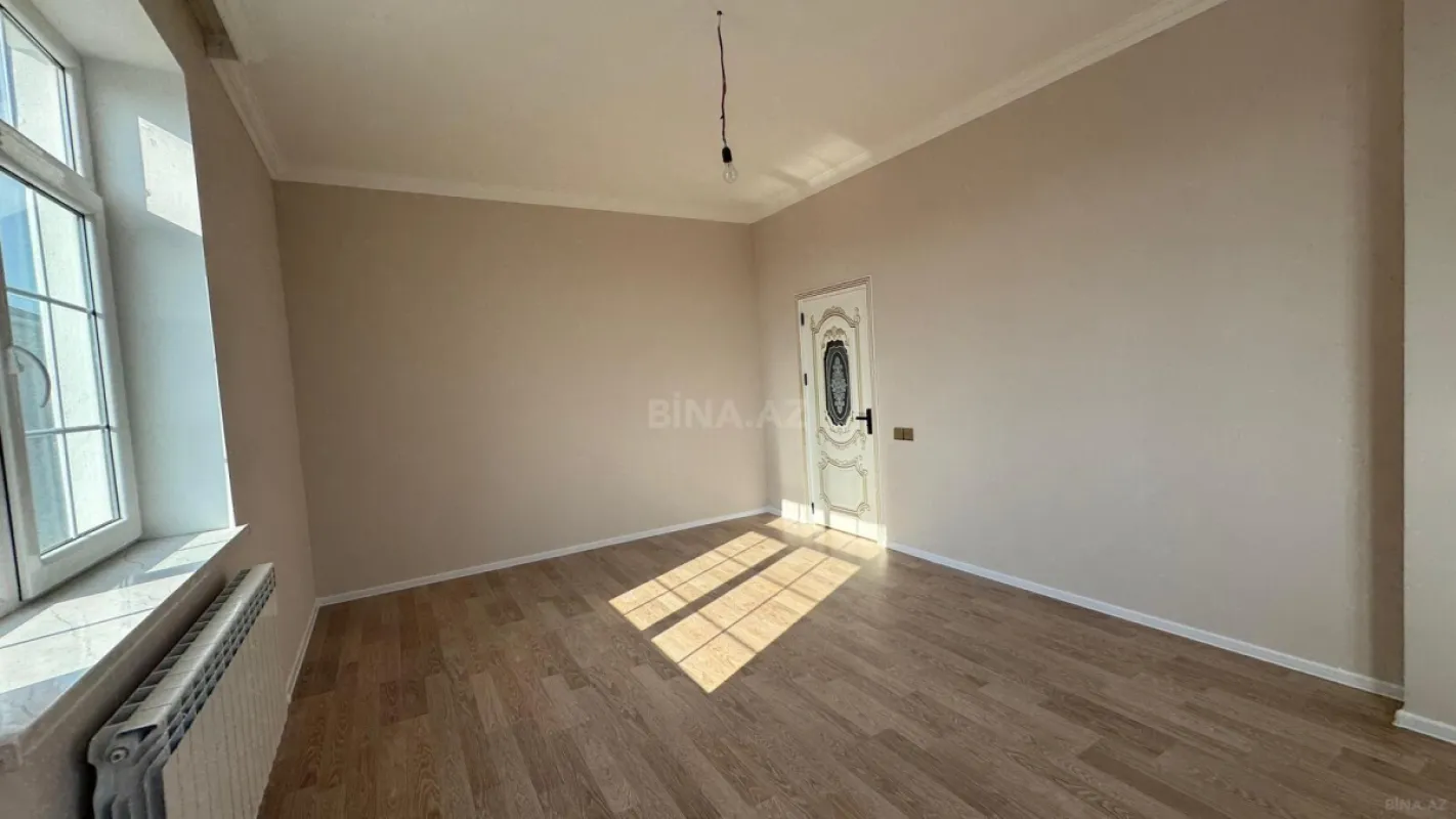 Satılır 7 otaqlı həyət evi 192 m²