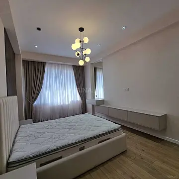 Kirayə verilir 3 otaqlı mənzil 130 m²