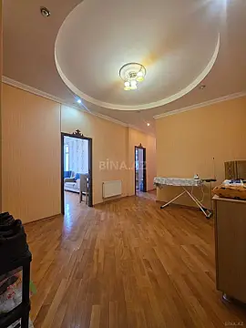 Satılır 2 otaqlı mənzil 92 m²