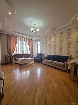 Satılır 2 otaqlı mənzil 92 m²