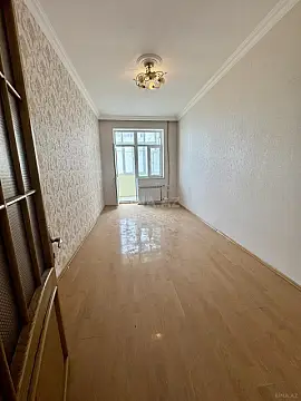 Satılır 3 otaqlı mənzil 130 m²