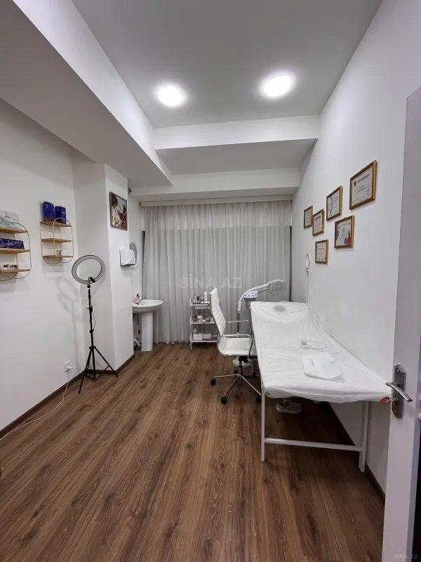 Kirayə verilir 1 otaqlı ofis 18 m²