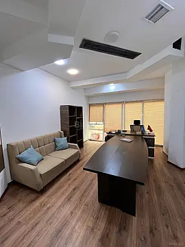 Kirayə verilir 1 otaqlı ofis 18 m²