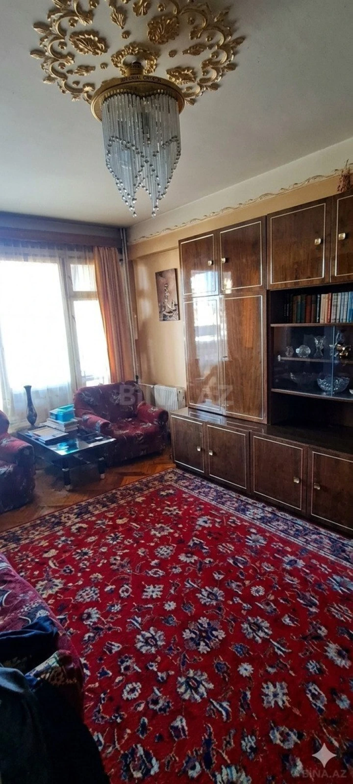 Satılır 4 otaqlı mənzil 120 m²