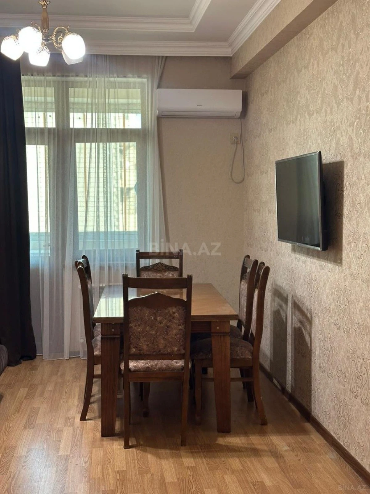 Satılır 2 otaqlı mənzil 62 m²