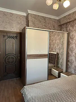 Satılır 2 otaqlı mənzil 62 m²