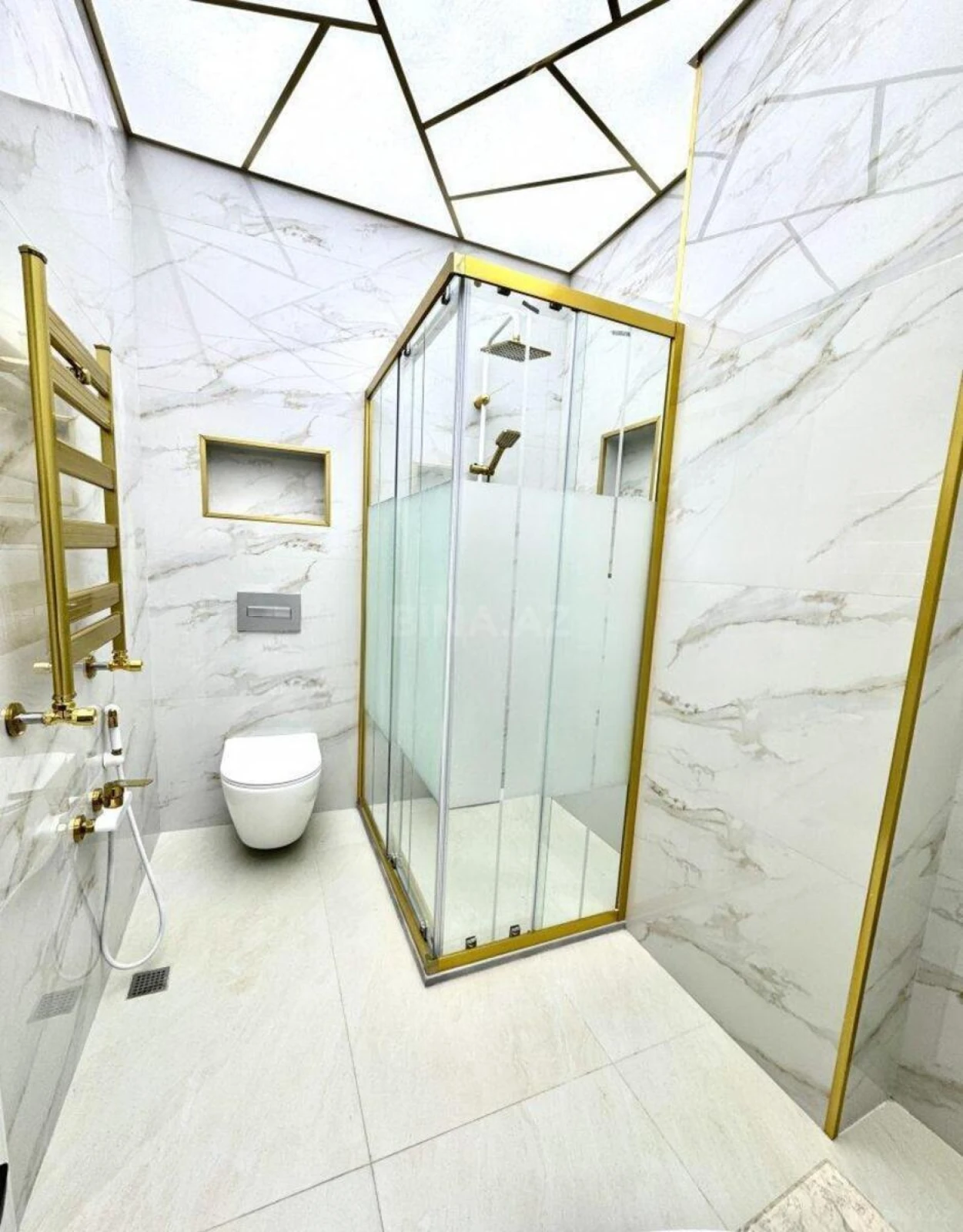 Kirayə verilir 3 otaqlı mənzil 74 m²