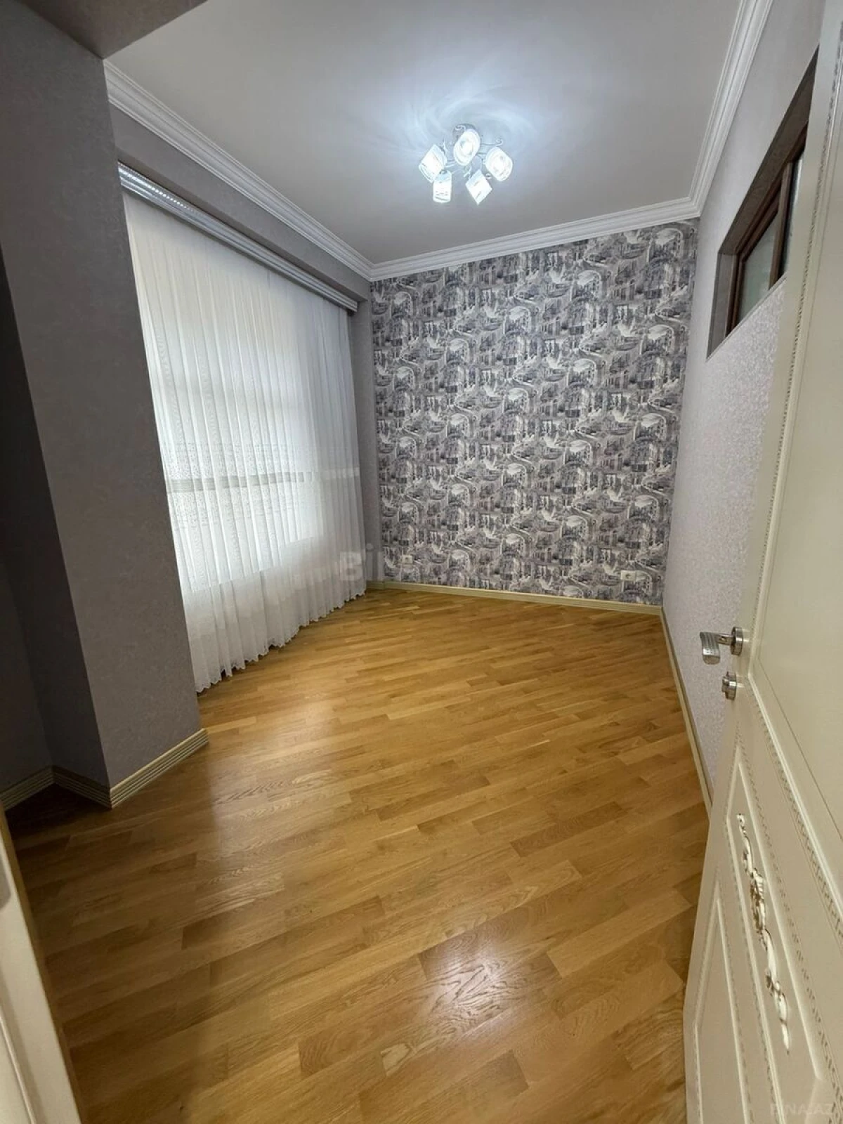 Kirayə verilir 3 otaqlı mənzil 100 m²