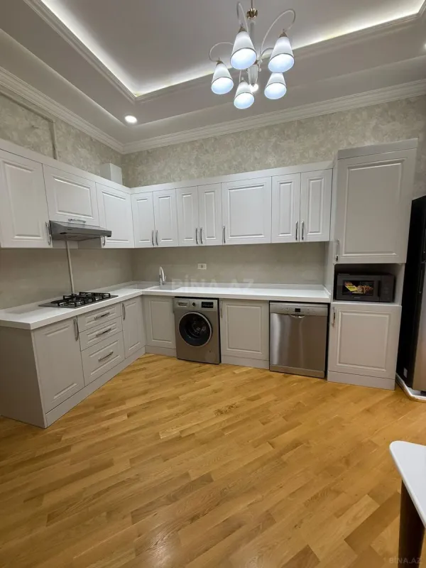 Kirayə verilir 3 otaqlı mənzil 100 m²