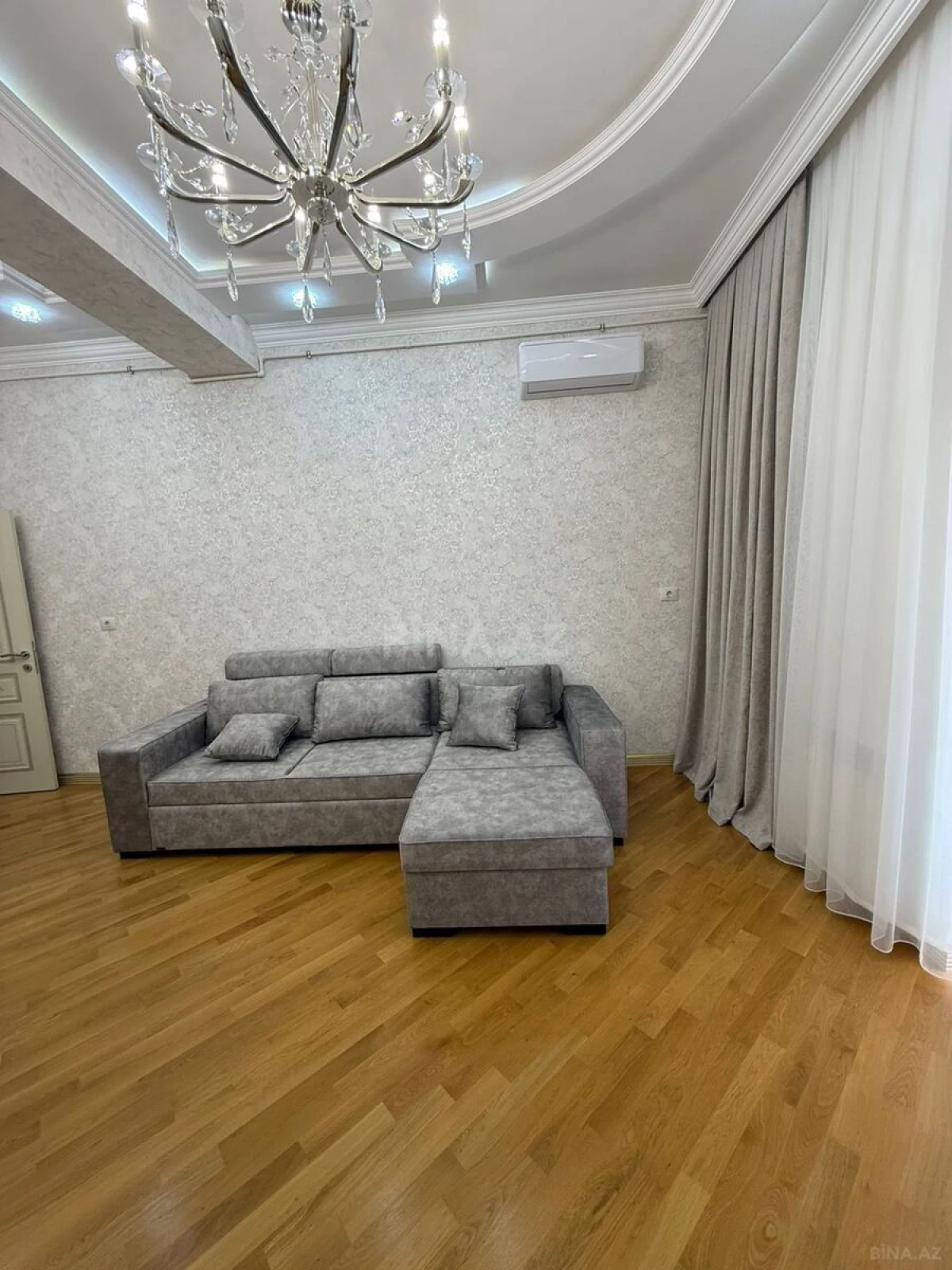 Kirayə verilir 3 otaqlı mənzil 100 m²