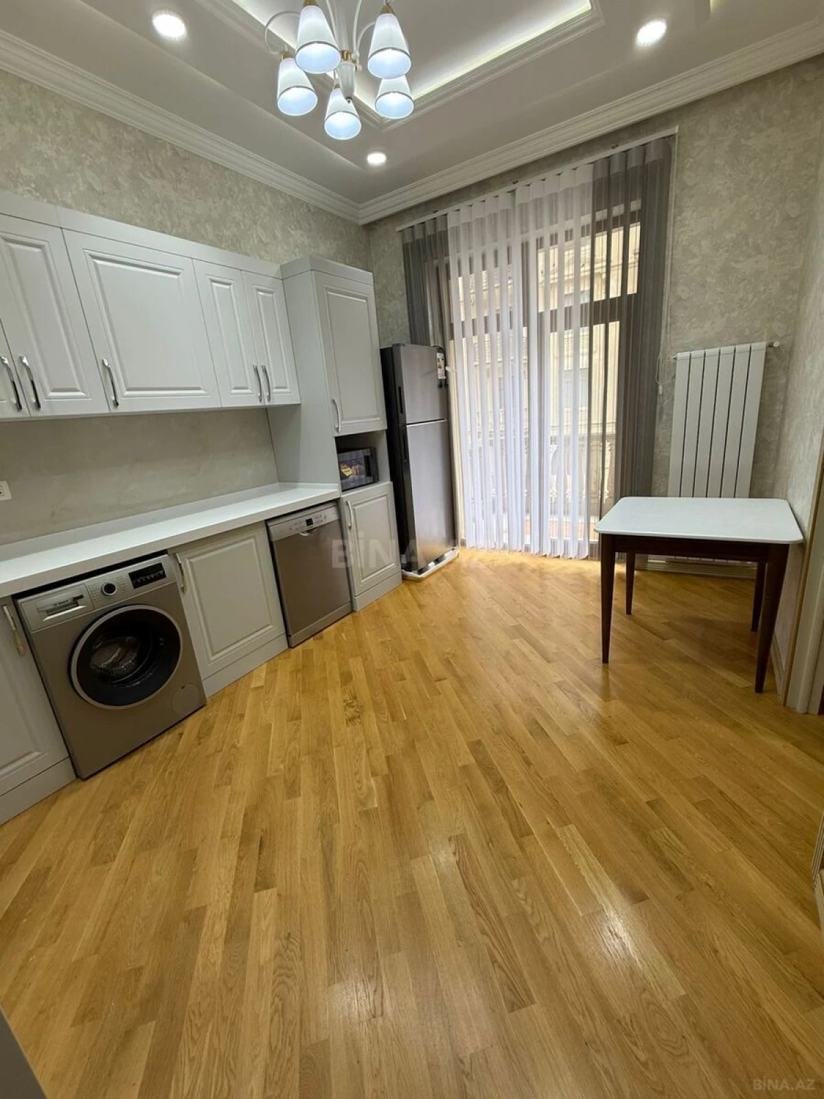 Kirayə verilir 3 otaqlı mənzil 100 m²