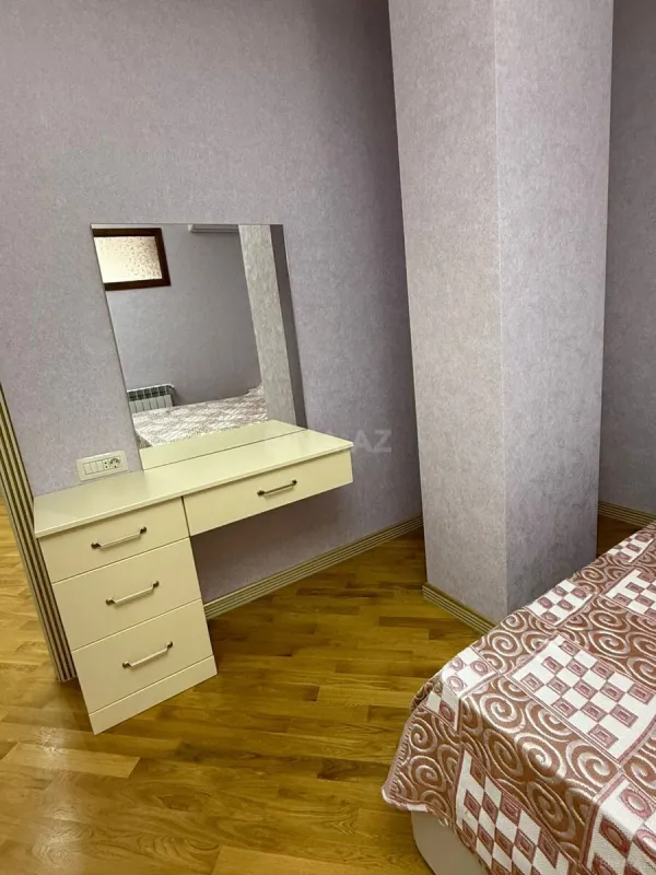 Kirayə verilir 3 otaqlı mənzil 100 m²