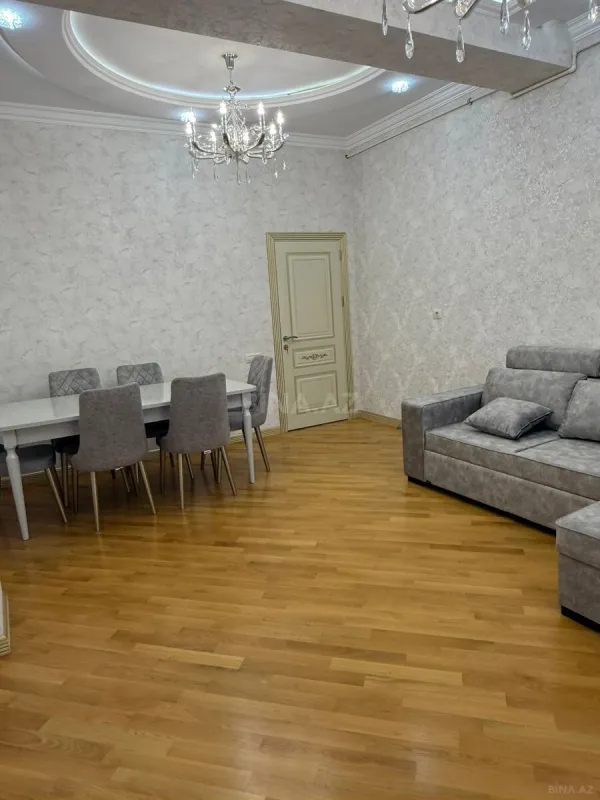 Kirayə verilir 3 otaqlı mənzil 100 m²