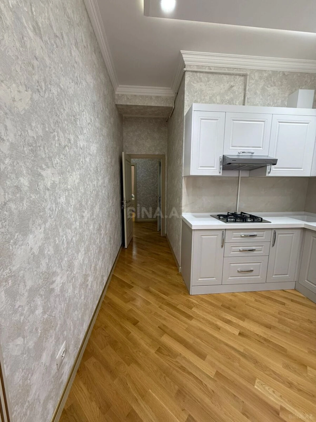 Kirayə verilir 3 otaqlı mənzil 100 m²