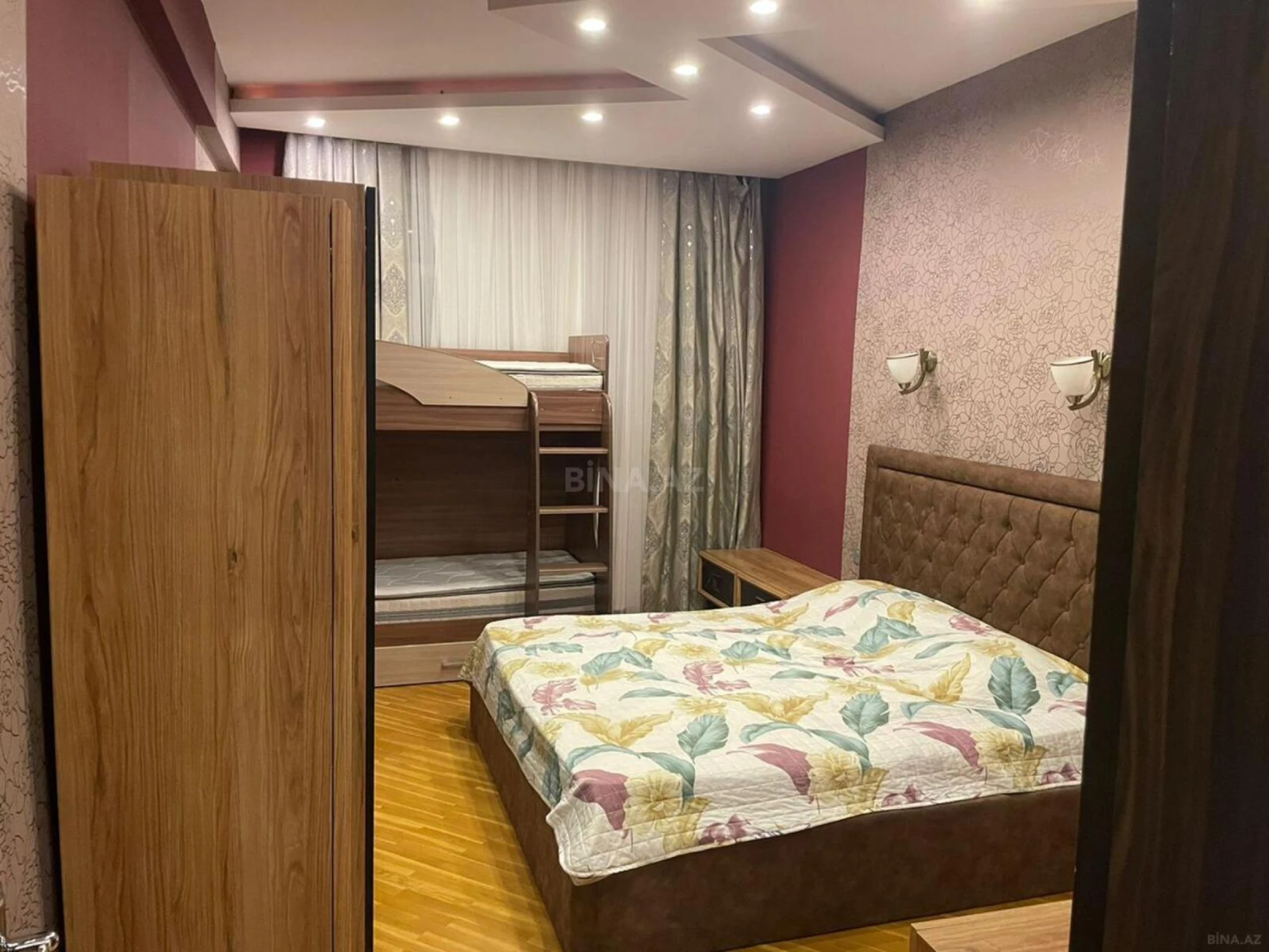 Kirayə verilir 2 otaqlı mənzil 100 m²