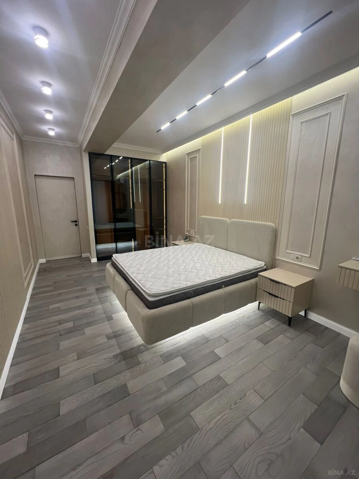 Kirayə verilir 3 otaqlı mənzil 130 m²