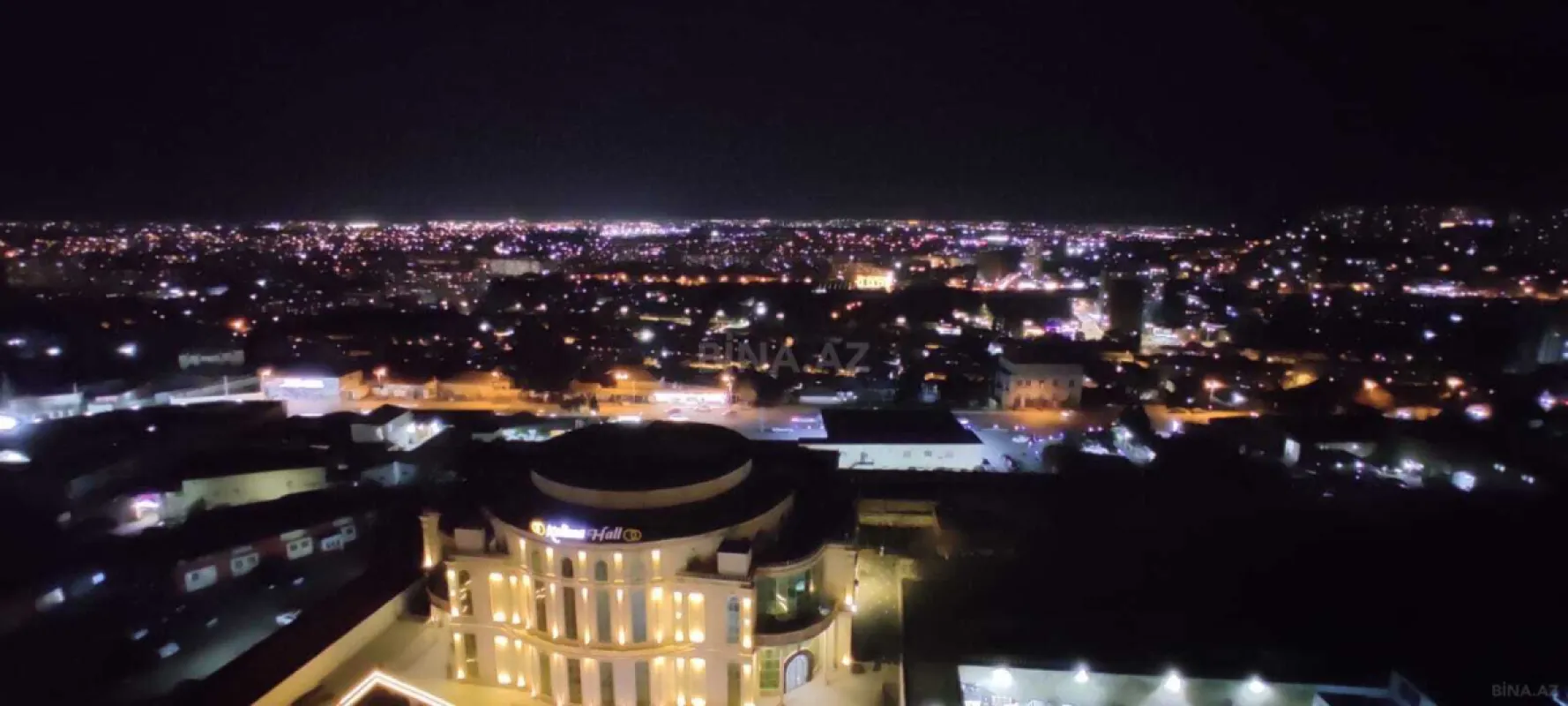 Satılır 3 otaqlı mənzil 110 m²