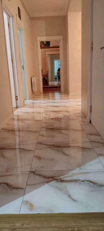 Satılır 3 otaqlı mənzil 110 m²
