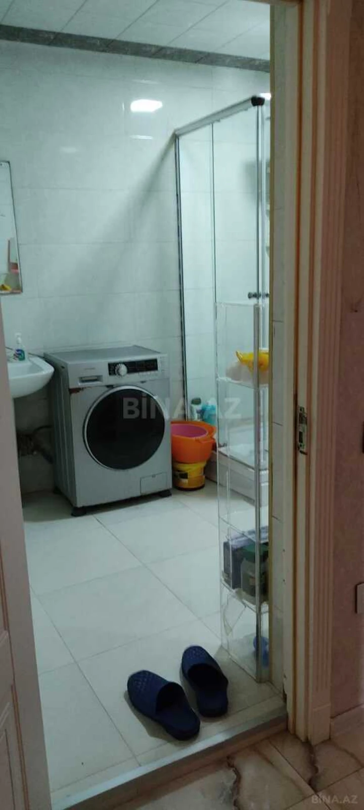 Satılır 3 otaqlı mənzil 110 m²