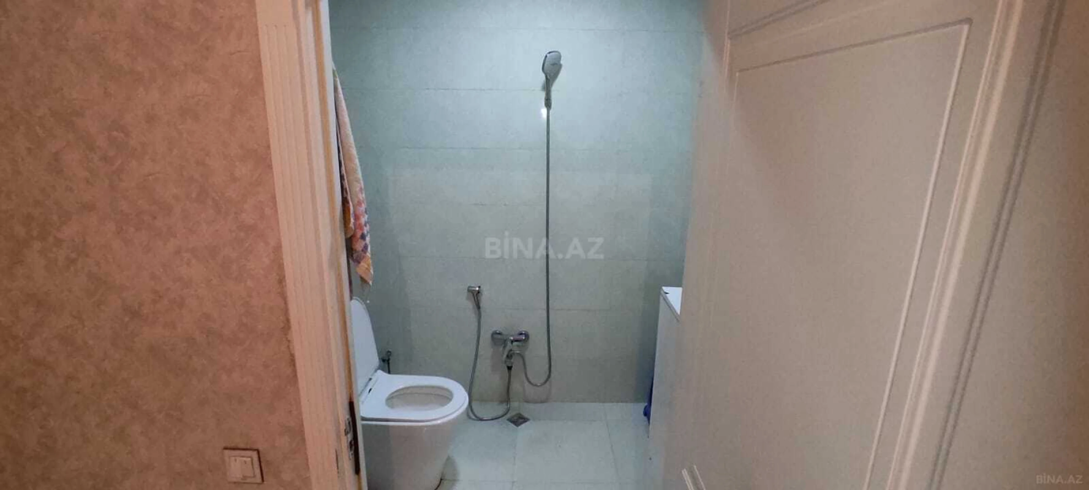 Satılır 3 otaqlı mənzil 110 m²