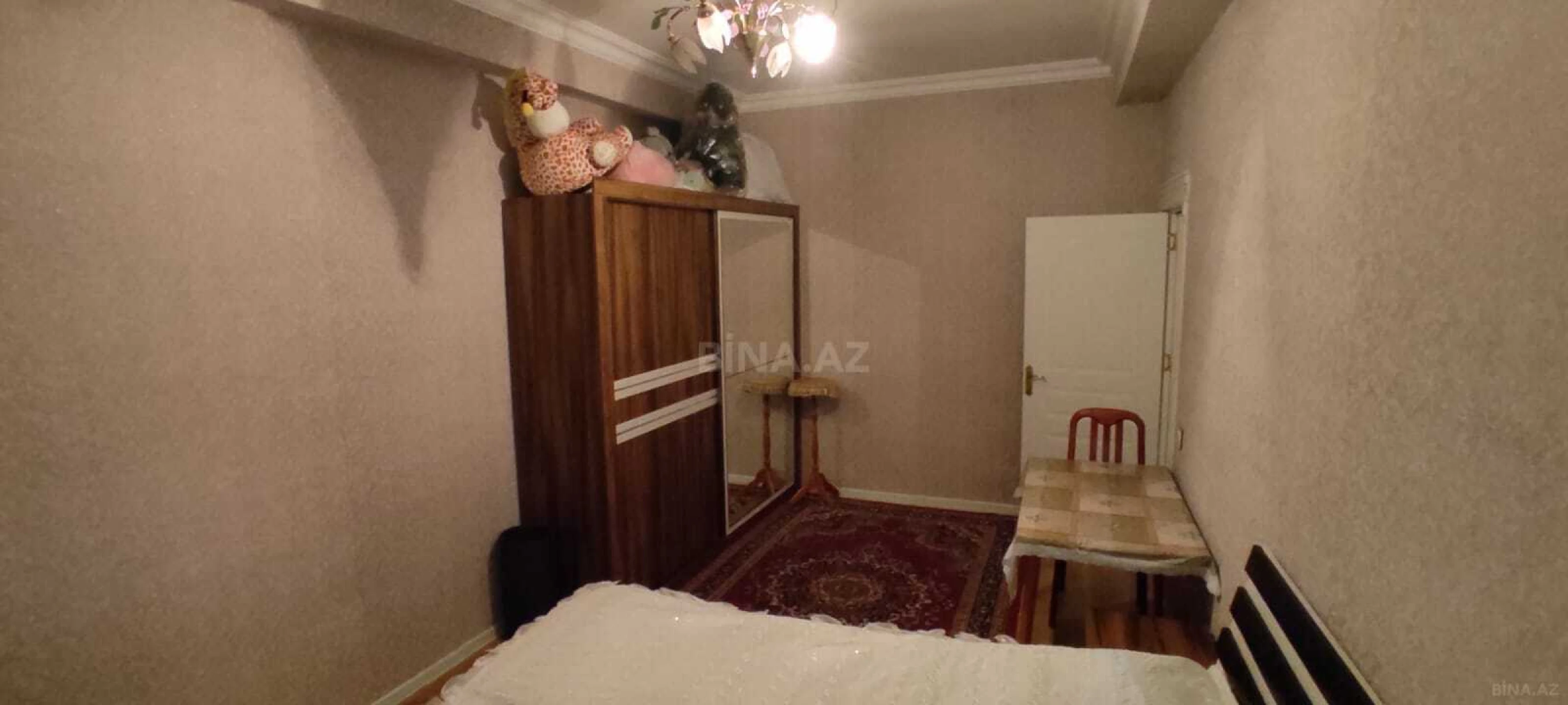 Satılır 3 otaqlı mənzil 110 m²