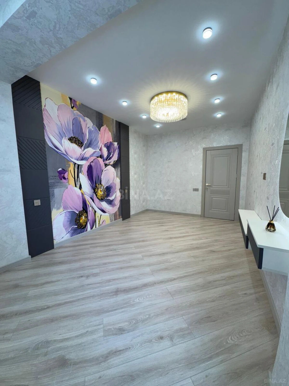 Satılır 3 otaqlı mənzil 110 m²