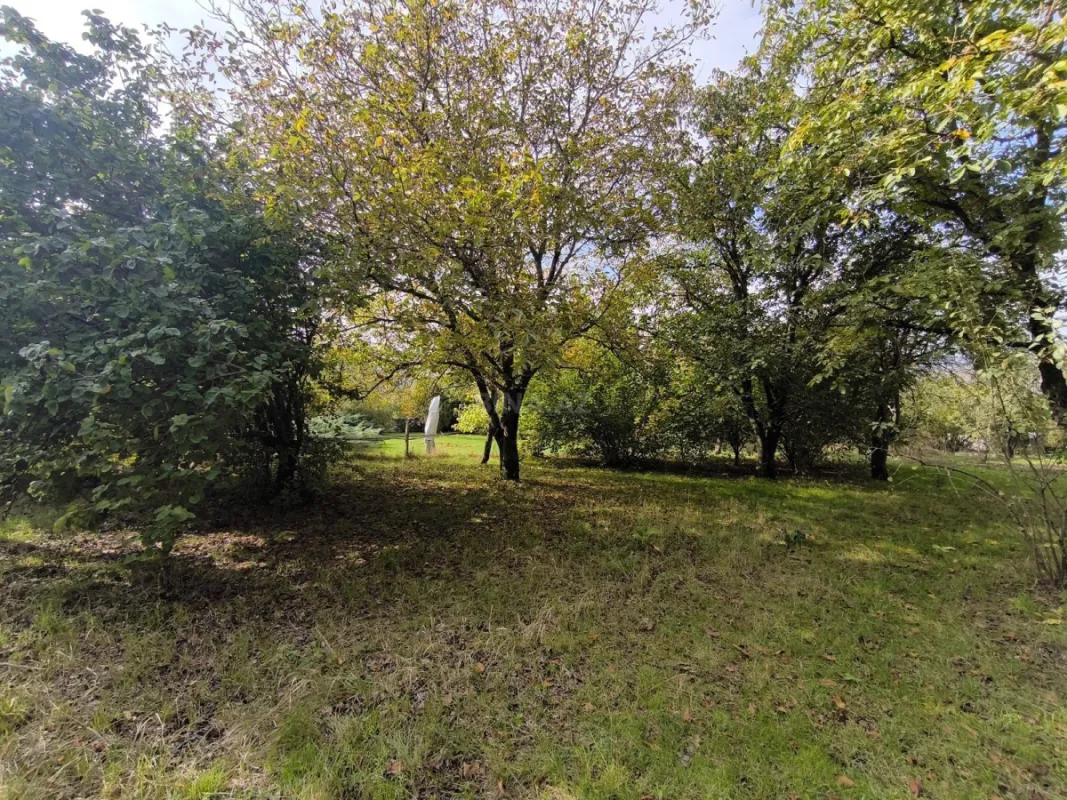 Satılır torpaq sahəsi 33 m²