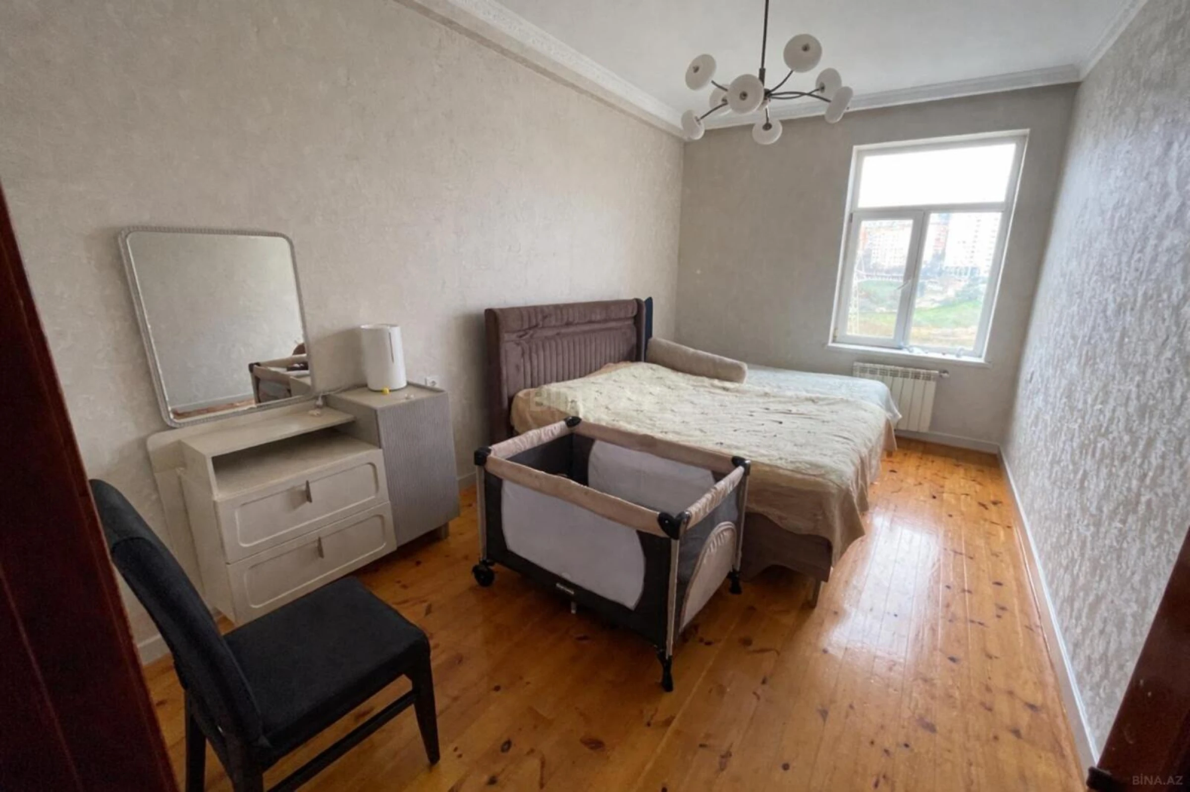 Satılır 2 otaqlı mənzil 80 m²