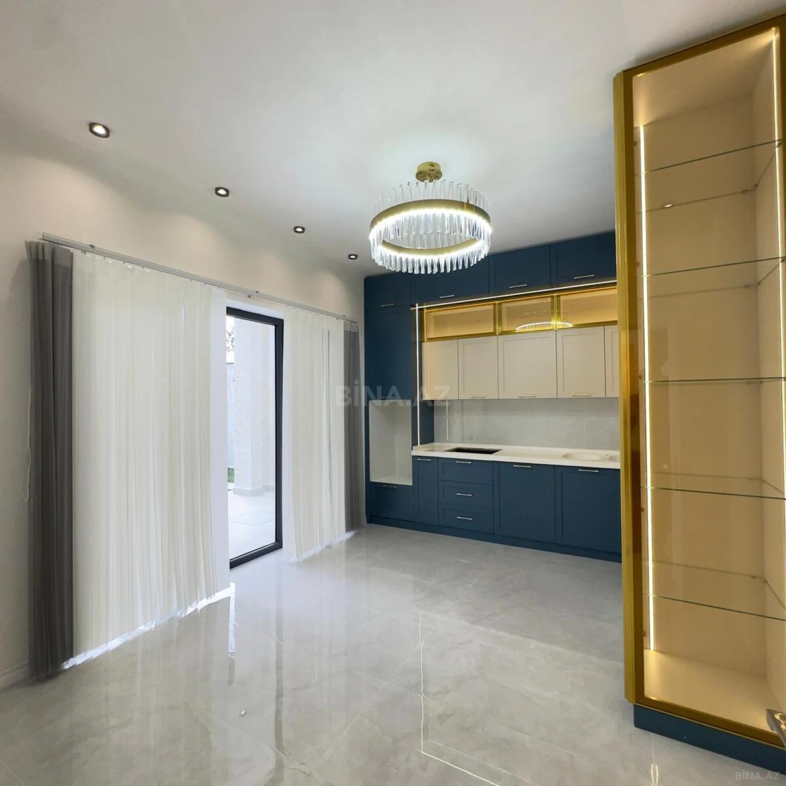 Satılır 4 otaqlı həyət evi 140 m²